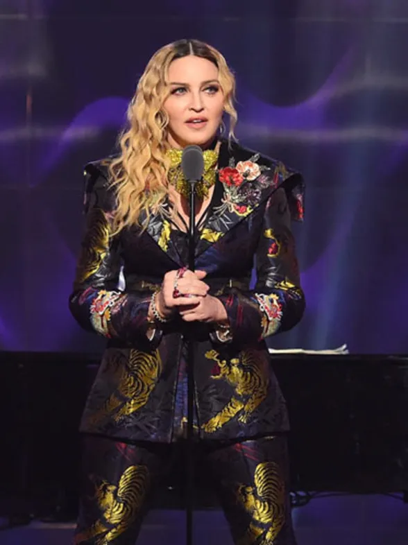 Madonna: "Si eres una chica tienes que ser guapa y sexy, pero no inteligente"