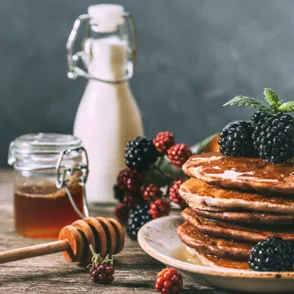 Endulza tu vida con las mejores recetas con miel de abeja