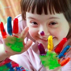 #CadeteDejaHuella, el calendario benéfico que ayuda a financiar los tratamientos de niños con discapacidad
