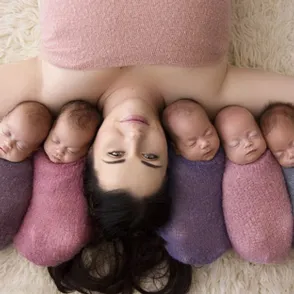La bella historia de una mamá y sus quintillizos a través de imágenes