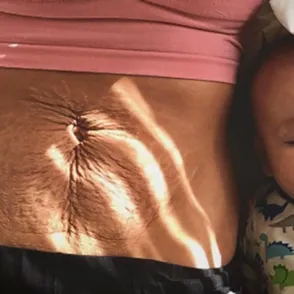 "El lado oscuro de la maternidad", el inspirador mensaje de una madre sobre la depresión posparto