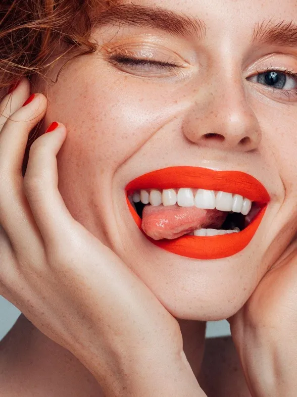 ¿Labios agrietados después del verano? Te enseñamos cómo acabar con ellos