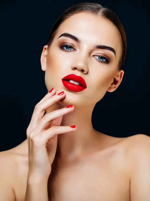3 maneras de convertir cualquier labial en mate