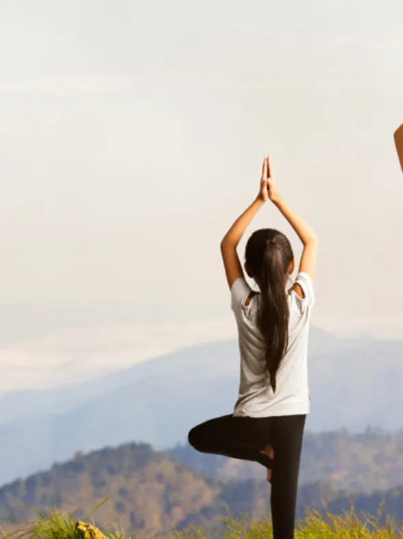 ¿Yoga? ¿Matronatación? 4 actividades originales que querrás poner en marcha con tus hijos