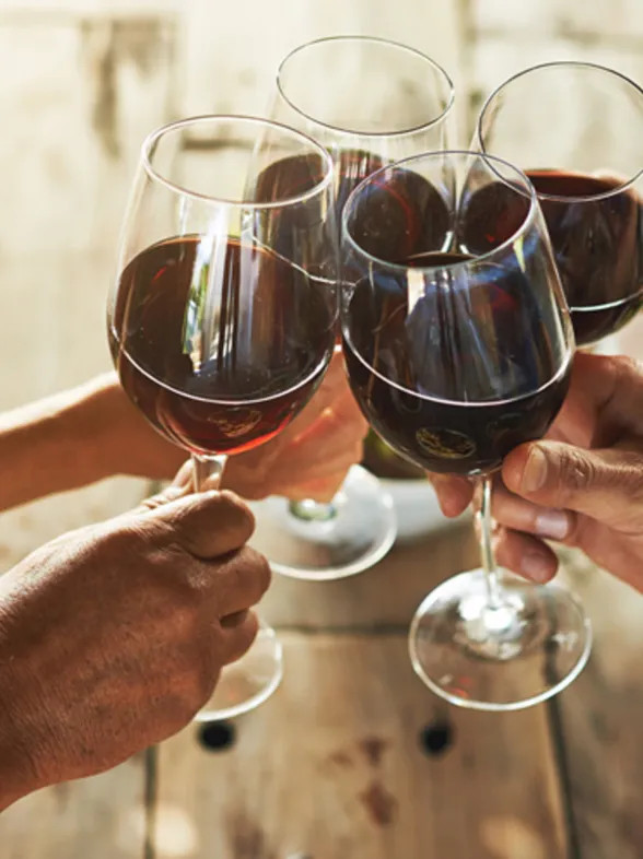 ¡Protege tu corazón! Los beneficios de tomar una copa de vino al día