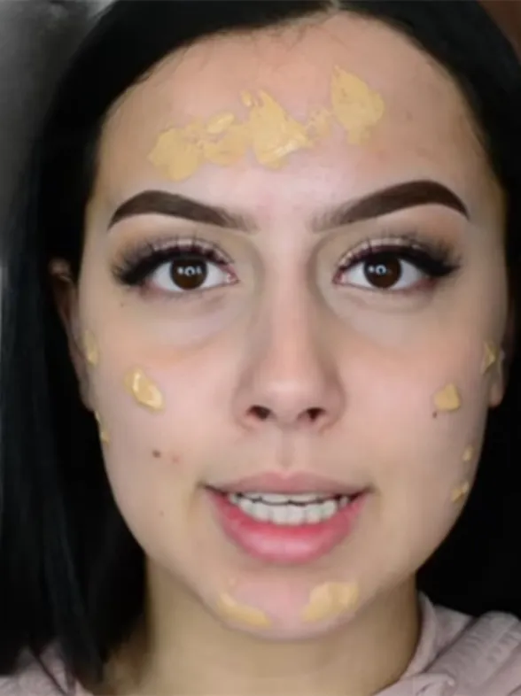 Condones para aplicar maquillaje, la enésima locura vista en internet