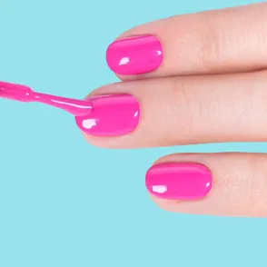 10 trucos para que el esmalte de uñas dure más tiempo