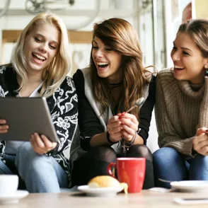 ¿Quieres ver tus vídeos publicados en enfemenino?