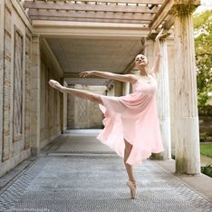 Atteinte d'un cancer en phase terminale, cette ballerine ne s'arrête pas de danser pour autant (Photos)