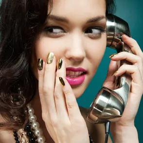 Uñas espejo, ¡descubre la nueva tendencia en manicura!