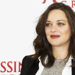 El cambio de look de Marion Cotillard que ha conmocionado a la red