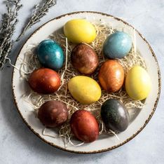 Eier natürlich färben: So klappt's mit rote Bete & Kurkuma