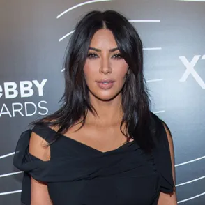 Face cupping, la terapia con ventosas que usan todas las celebrities