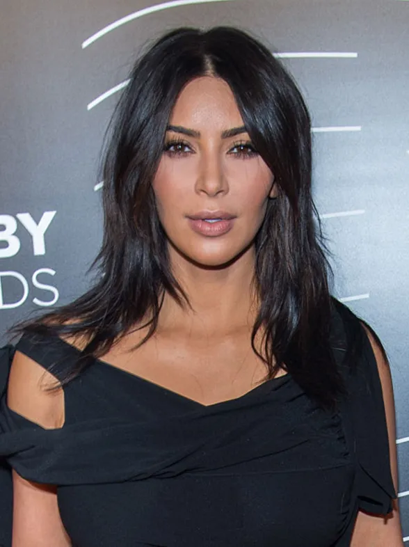Face cupping, la terapia con ventosas que usan todas las celebrities