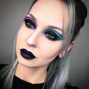 Brilla en la oscuridad con la nueva tendencia de maquillaje neón