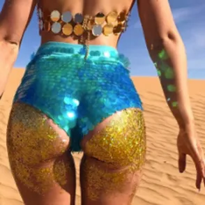 People Are Rubbing Their Bums In Glitter 'Cos Festival Season