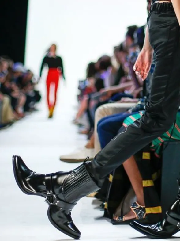 Los zapatos más raros vistos sobre la pasarela