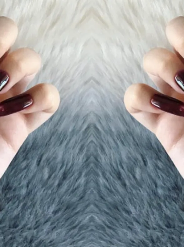 Vampire Fang Nails Are In And They Are Giving Us The Heebie-jeebies