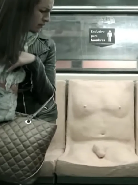¿Has visto este asiento para luchar contra el acoso sexual en el metro de México?