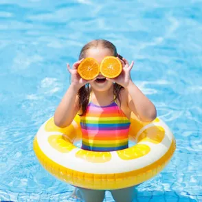 Las claves para proteger a tu hijo del sol, ¡evítale riesgos!