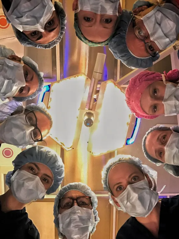 #ILookLikeASurgeor, el movimiento de mujeres cirujanas que toman el control