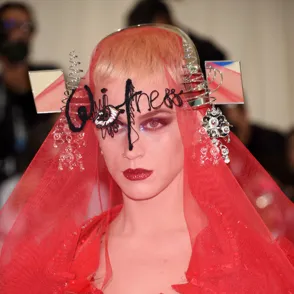 Los looks más excéntricos de la alfombra roja del MET 2017