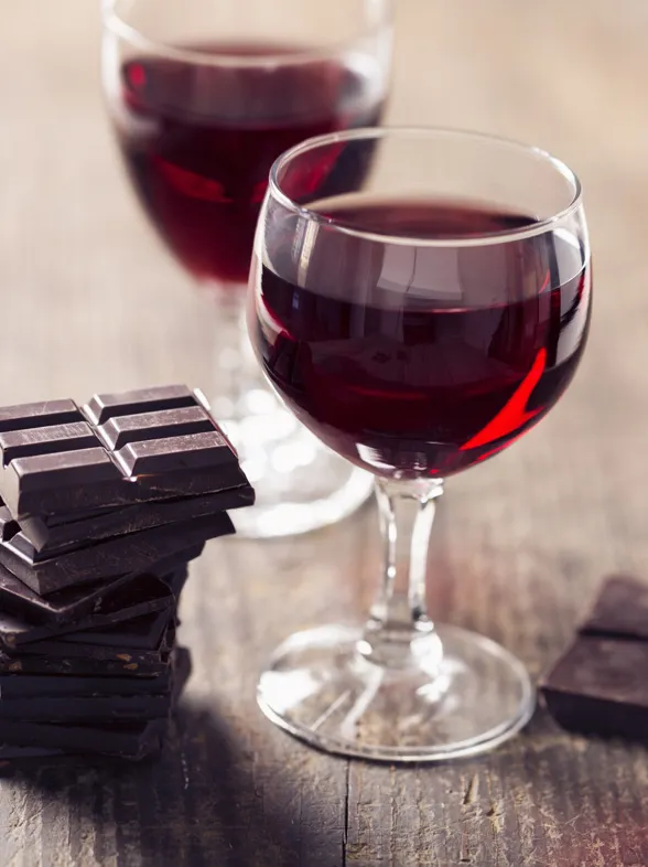 Dieta Sirtfood, ¿chocolate y vino para adelgazar?