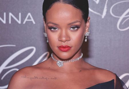 Rihanna, glamour pour briller à Cannes (Photos)