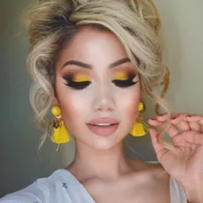 ¡Adiós supersticiones! 25 formas de incluir el amarillo en tu maquillaje