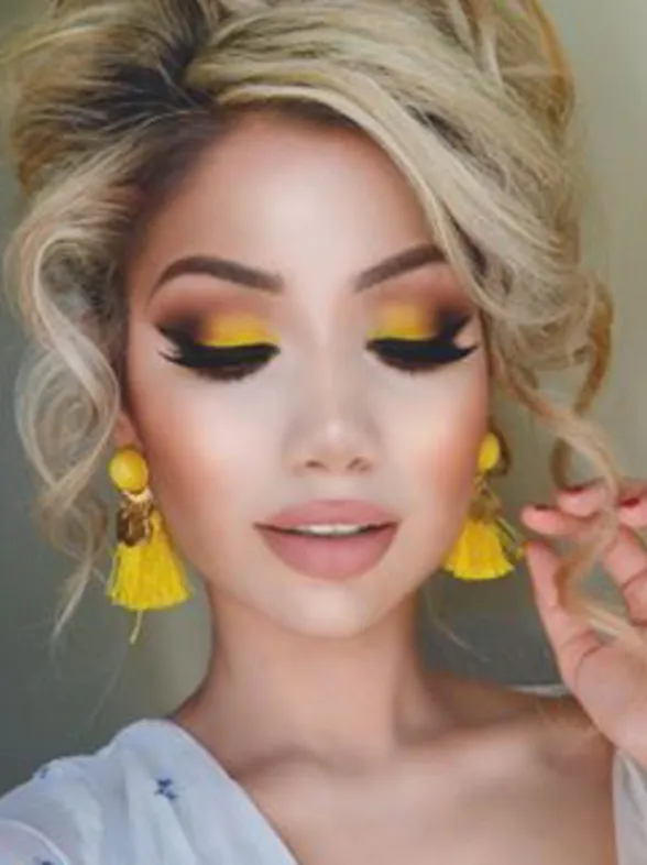 ¡Adiós supersticiones! 25 formas de incluir el amarillo en tu maquillaje