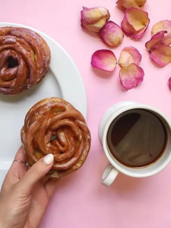 Rose-shaped Doughnuts Are The Summer's Sweetest Treat