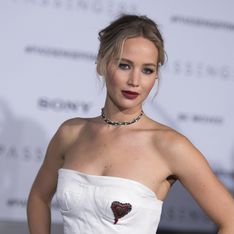 Jennifer Lawrence irreconocible en el cartel de su nueva película, Mother