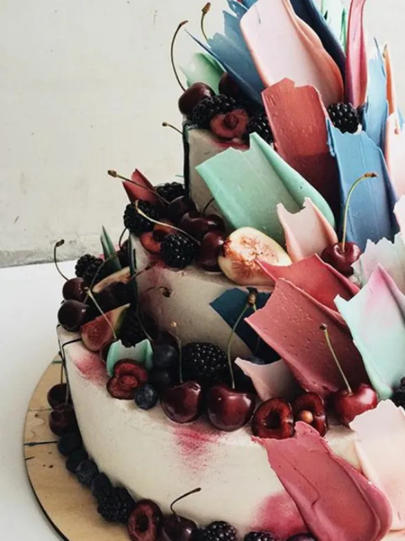 Brushstroke, las tartas rusas que desafían la gravedad y encantan en Instagram