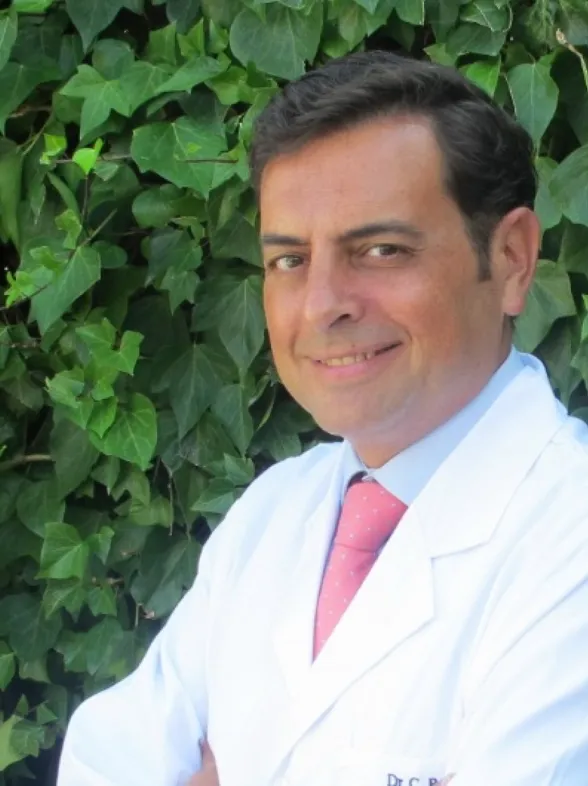 Dr. Carlos Balmori, especialista en Medicina Sexual y reproductiva