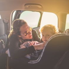Bambini dimenticati in auto: un bimbo di 10 anni inventa una soluzione!