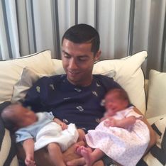 Cristiano Ronaldo presenta a sus dos hijos mellizos