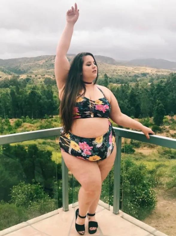 This Plus-size Model Bravely Confronted A Man Who Sent Fat-shaming Texts About Her