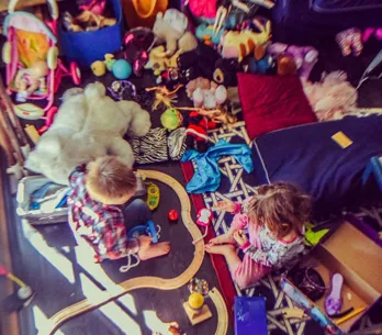 30 ideias para organizar o cantinho dos brinquedos do seu filho