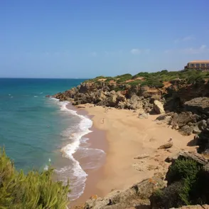 14 calas (escondidas) para descubrir este verano