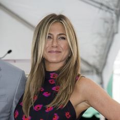 Jennifer Aniston fait un retour remarqué dans une petite robe fleurie (Photos)
