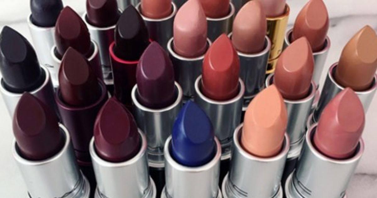 MAC Is Giving Away FREE Lipsticks This Weekend