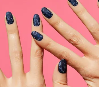 Unhas denim para combinar com seu jeans predileto