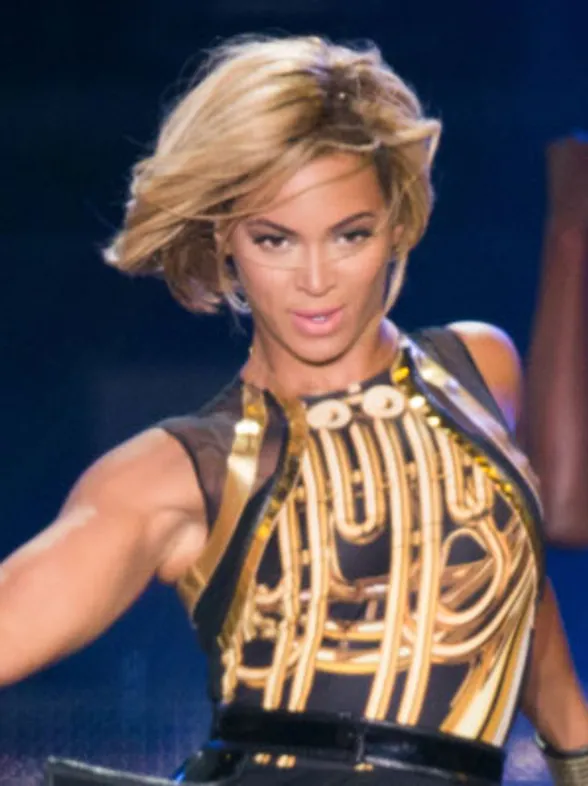 Beyoncé lanza su nuevo disco por sorpresa