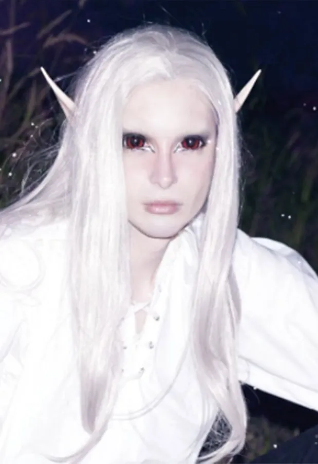 Превращается в эльфа. Превращается в эльфа. Превращается в эльфа. Луис падрон эльф. Nils kuiper эльфийская прическа.