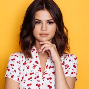 Hackean las redes sociales de Selena Gomez con fotos de Bieber desnudo