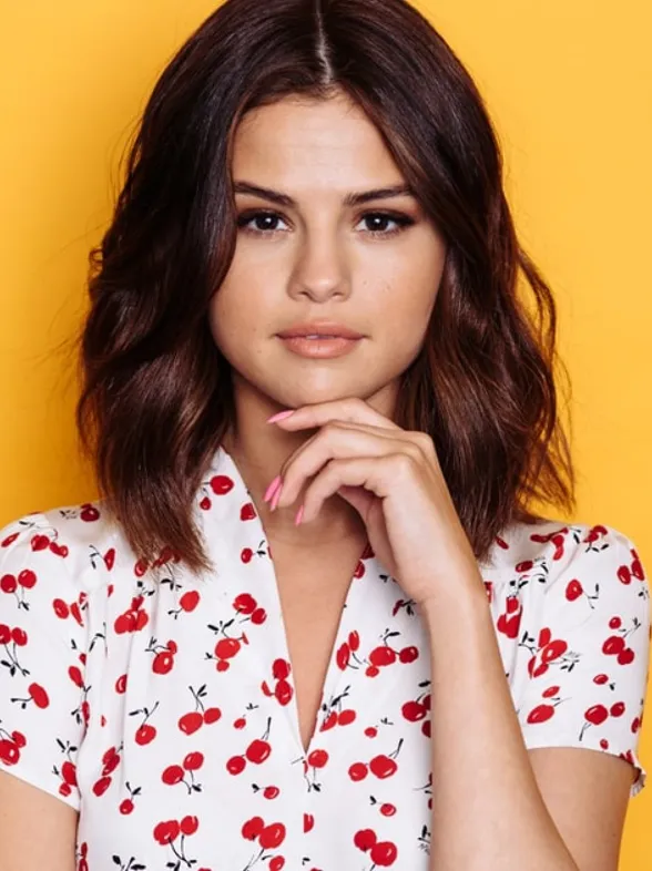 Hackean las redes sociales de Selena Gomez con fotos de Bieber desnudo