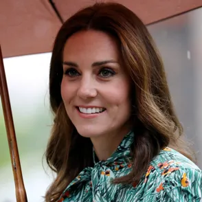 Kate Middleton y su vestido estilo lady, mejor look de la semana