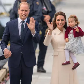 Los duques de Cambridge esperan su tercer hijo