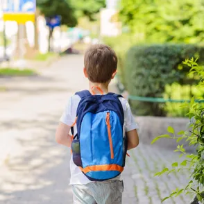 Un grupo de padres presiona para expulsar a un niño asperger del aula