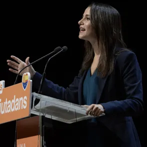 El repulsivo mensaje de esta mujer a Inés Arrimadas indigna las redes